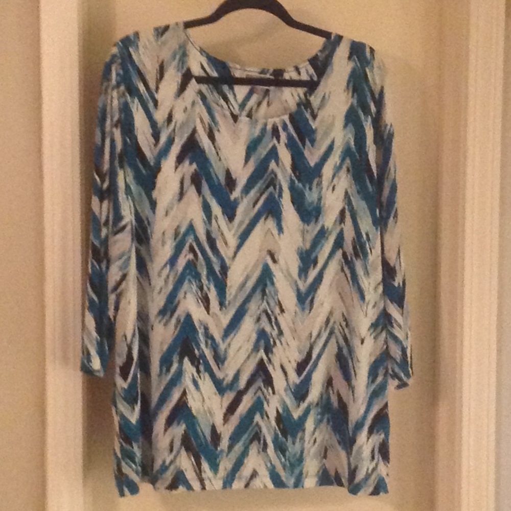 Women's Plus Size top